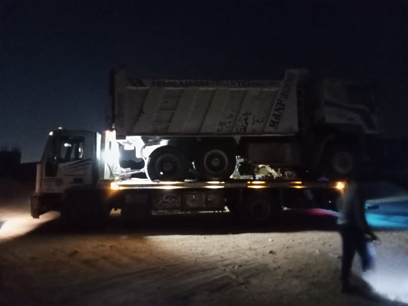 ونش أبيض ينقل قلاب ليلاً - الإسماعيلية