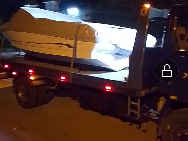 ونش ينقل صندوق كبير ليلاً - الإسماعيلية